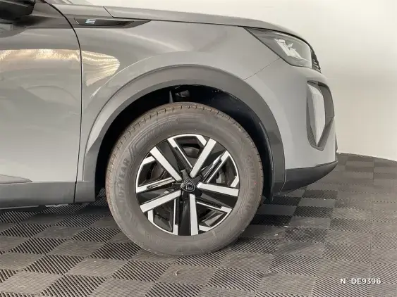 PEUGEOT 2008 ELECTRIQUE II - voiture de démonstration - Photo 8