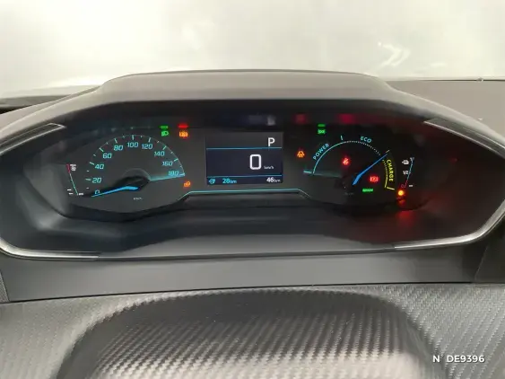 PEUGEOT 2008 ELECTRIQUE II - voiture de démonstration - Photo 12