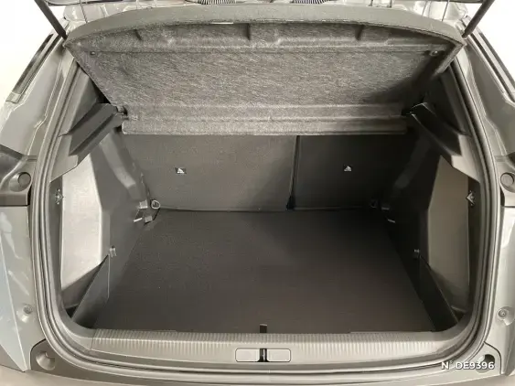 PEUGEOT 2008 ELECTRIQUE II - voiture de démonstration - Photo 7