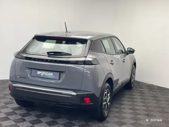 PEUGEOT 2008 - voiture de démonstration - Photo 4