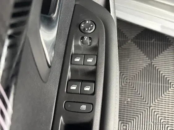 PEUGEOT 208 II - voiture de démonstration - Photo 15