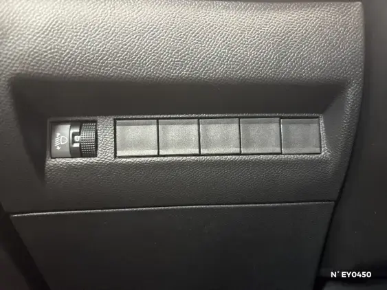 PEUGEOT 208 II - voiture de démonstration - Photo 15
