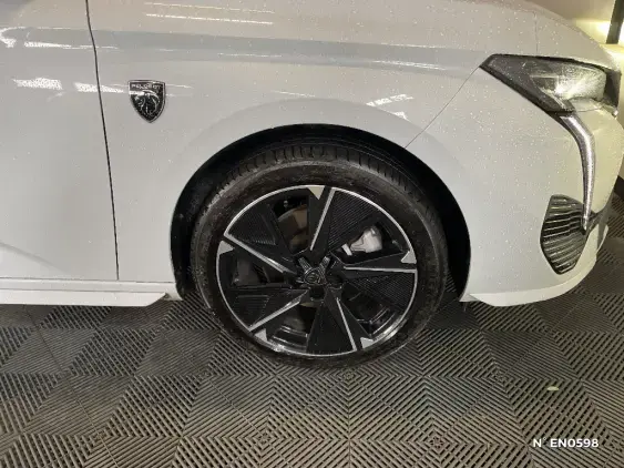 PEUGEOT 308 ELECTRIQUE III - voiture de démonstration - Photo 8