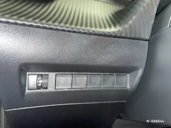 PEUGEOT 208 BUSINESS R II - voiture de démonstration - Photo 14