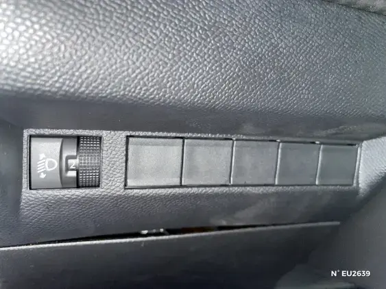 PEUGEOT 208 BUSINESS R II - voiture de démonstration - Photo 15