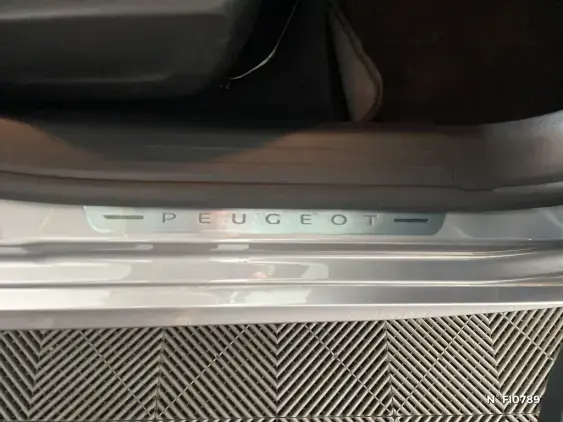PEUGEOT 308 III - voiture de démonstration - Photo 27
