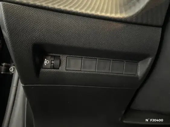 PEUGEOT 208 II - voiture de démonstration - Photo 15