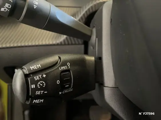 PEUGEOT 208 BUSINESS R II - voiture de démonstration - Photo 15