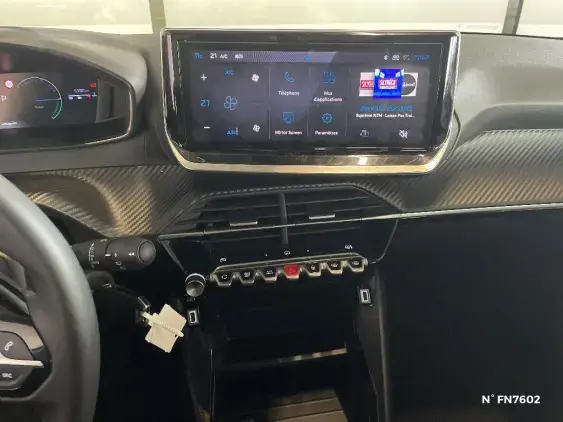 PEUGEOT 208 BUSINESS R II - voiture de démonstration - Photo 13