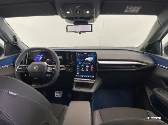 RENAULT SCENIC V ELECTRIQUE - voiture de démonstration - Photo 9