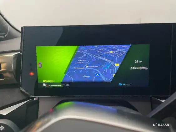 RENAULT CLIO VI - voiture de démonstration - Photo 12