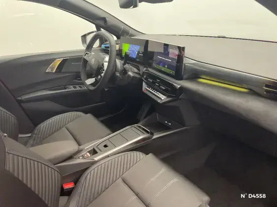 RENAULT CLIO VI - voiture de démonstration - Photo 10