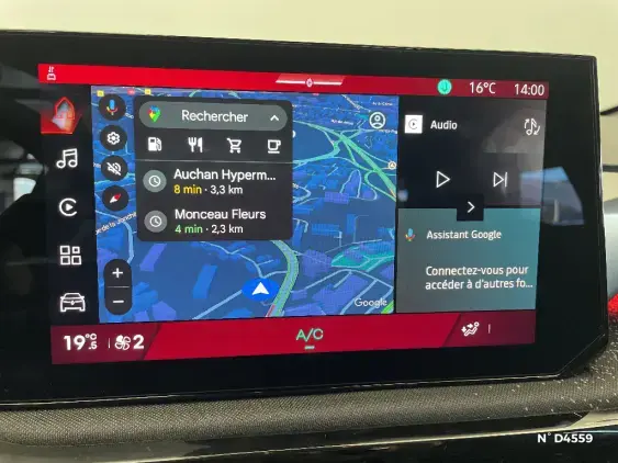 RENAULT CLIO VI - voiture de démonstration - Photo 12