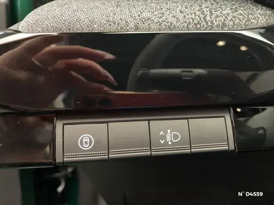 RENAULT CLIO VI - voiture de démonstration - Photo 14