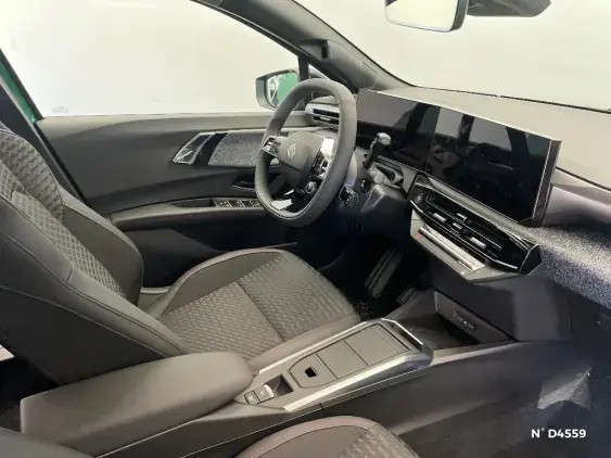 RENAULT CLIO VI - voiture de démonstration - Photo 10