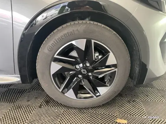 RENAULT CLIO VI - voiture de démonstration - Photo 8