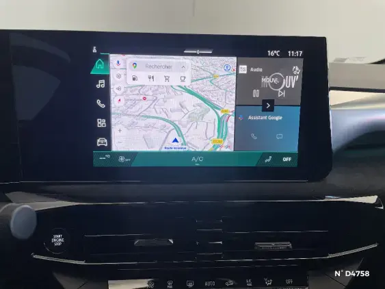 RENAULT CLIO VI - voiture de démonstration - Photo 13