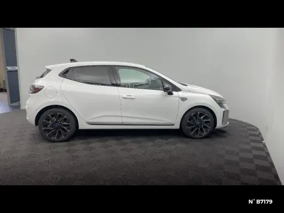 RENAULT CLIO V - voiture de démonstration - Photo 5