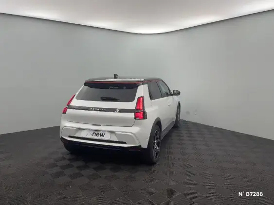 RENAULT 5 III - voiture de démonstration - Photo 4