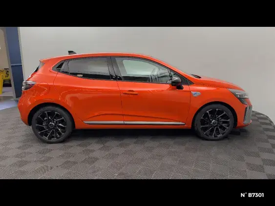 RENAULT CLIO V - voiture de démonstration - Photo 5