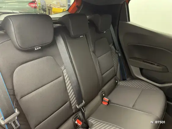 RENAULT CLIO V - voiture de démonstration - Photo 11