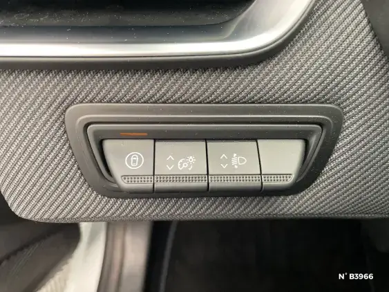 RENAULT CLIO V - voiture de démonstration - Photo 15