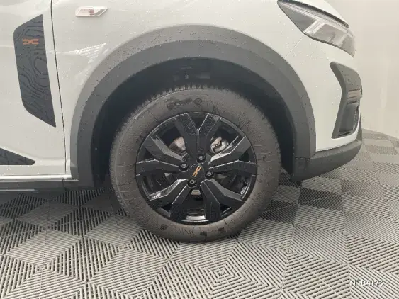 DACIA SANDERO III - voiture de démonstration - Photo 8