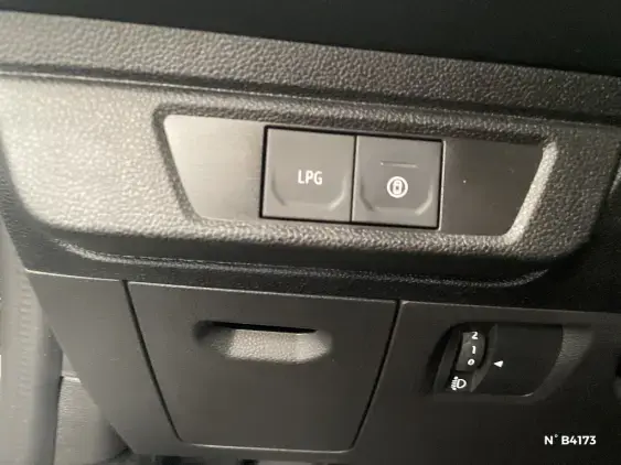 DACIA SANDERO III - voiture de démonstration - Photo 15