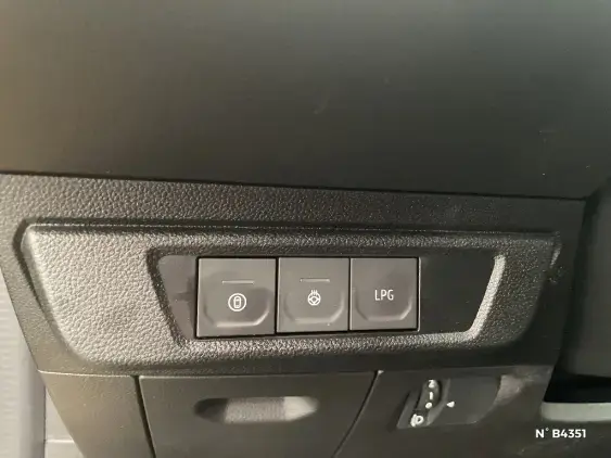 DACIA SANDERO III - voiture de démonstration - Photo 15