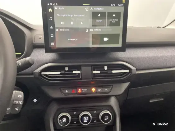 DACIA SANDERO III - voiture de démonstration - Photo 13