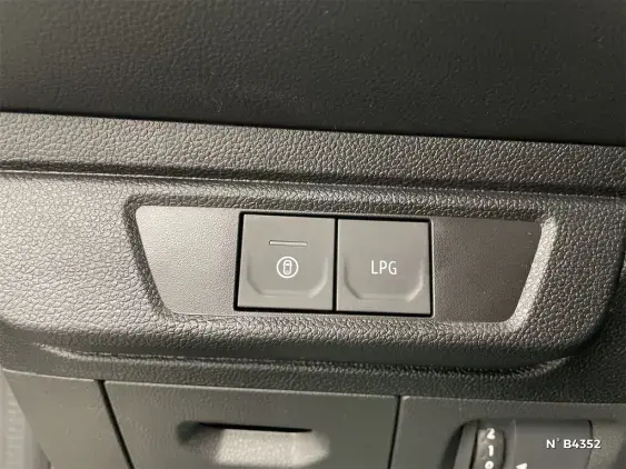 DACIA SANDERO III - voiture de démonstration - Photo 15