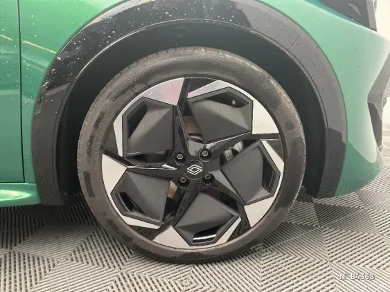 RENAULT CLIO VI - voiture de démonstration - Photo 8