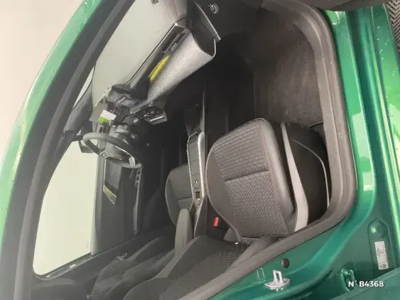 RENAULT CLIO VI - voiture de démonstration - Photo 10