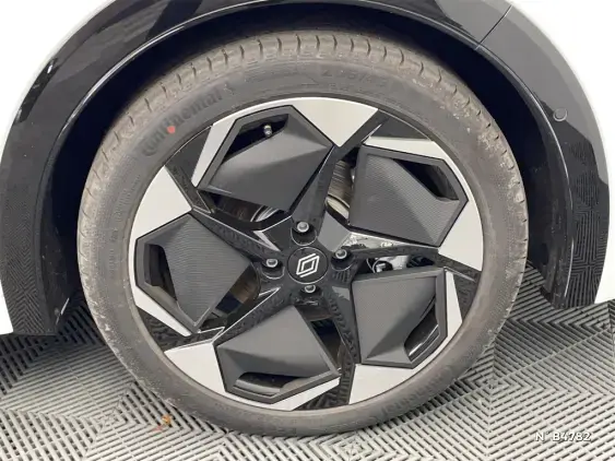 RENAULT CLIO VI - voiture de démonstration - Photo 8