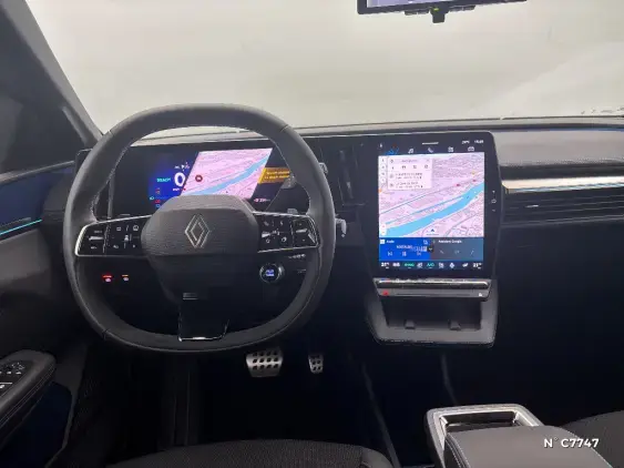 RENAULT MEGANE V - voiture de démonstration - Photo 13