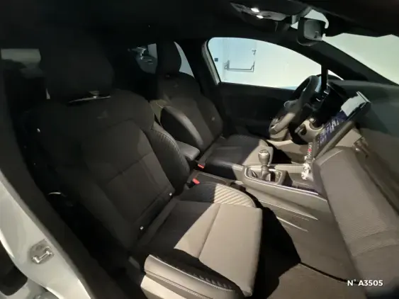 RENAULT CLIO V - voiture de démonstration - Photo 10