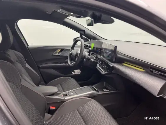 RENAULT CLIO VI - voiture de démonstration - Photo 10