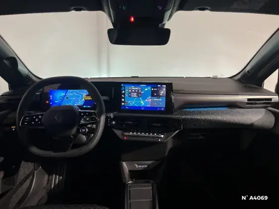 RENAULT CLIO VI - voiture de démonstration - Photo 9