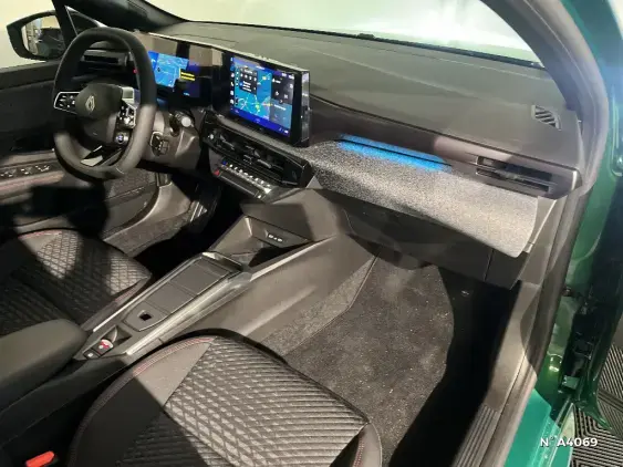 RENAULT CLIO VI - voiture de démonstration - Photo 10