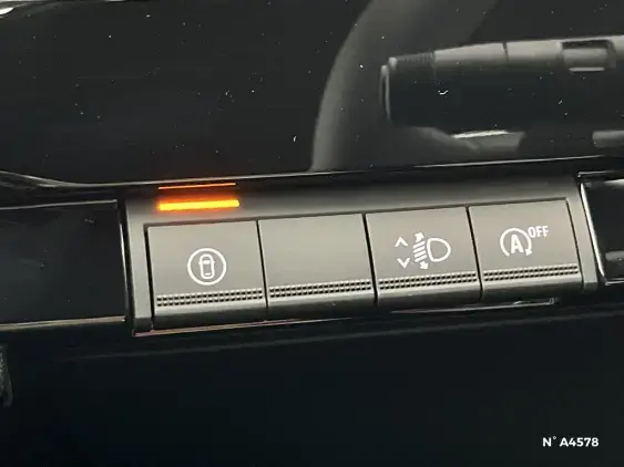 RENAULT CLIO VI - voiture de démonstration - Photo 15