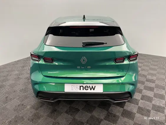 RENAULT CLIO VI - voiture de démonstration - Photo 6