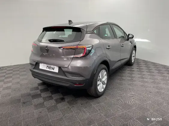 RENAULT CAPTUR II - voiture de démonstration - Photo 4