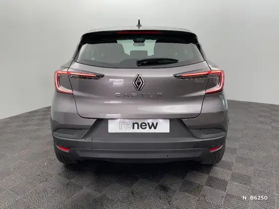 RENAULT CAPTUR II - voiture de démonstration - Photo 6