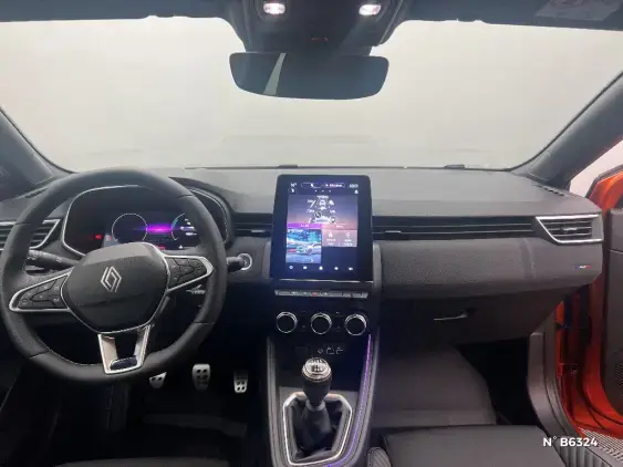 RENAULT CLIO V - voiture de démonstration - Photo 9