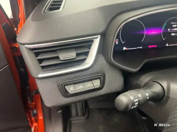 RENAULT CLIO V - voiture de démonstration - Photo 15