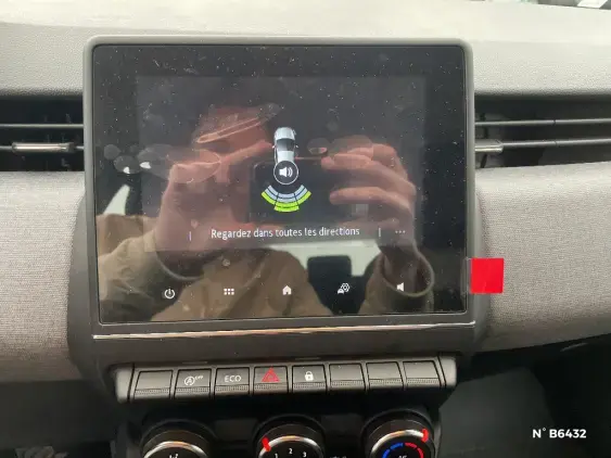 RENAULT CLIO V - voiture de démonstration - Photo 14