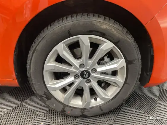 RENAULT CLIO V - voiture de démonstration - Photo 8