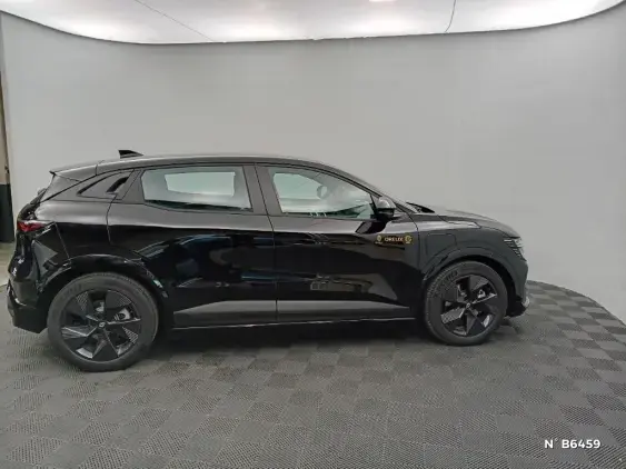 RENAULT MEGANE V - voiture de démonstration - Photo 5