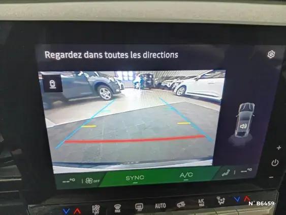 RENAULT MEGANE V - voiture de démonstration - Photo 14