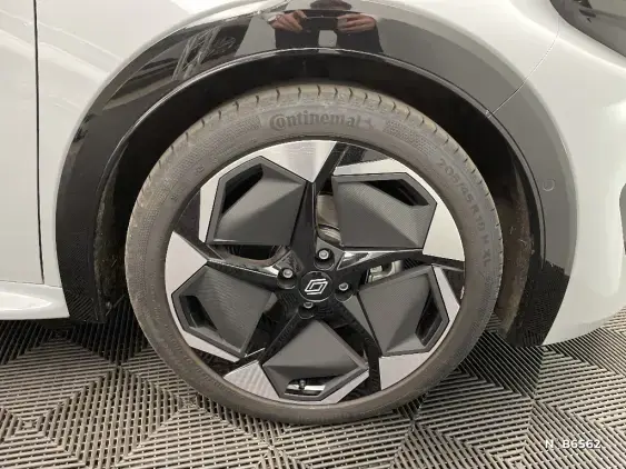 RENAULT CLIO VI - voiture de démonstration - Photo 8